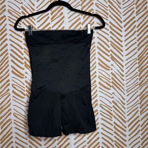 Cacique Black High-Waist Faja Shapewear Shorts